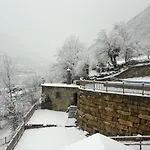 Rural El Porton De Murillo 3*