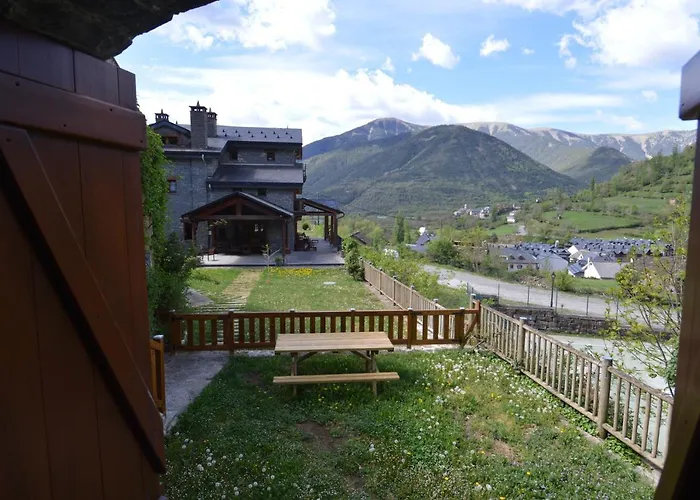 Rural El Porton De Murillo Πανσιόν Broto