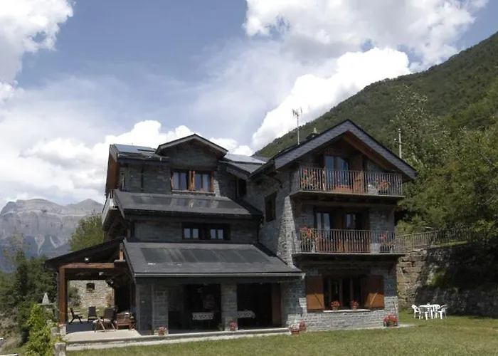 Rural El Porton De Murillo Πανσιόν Broto